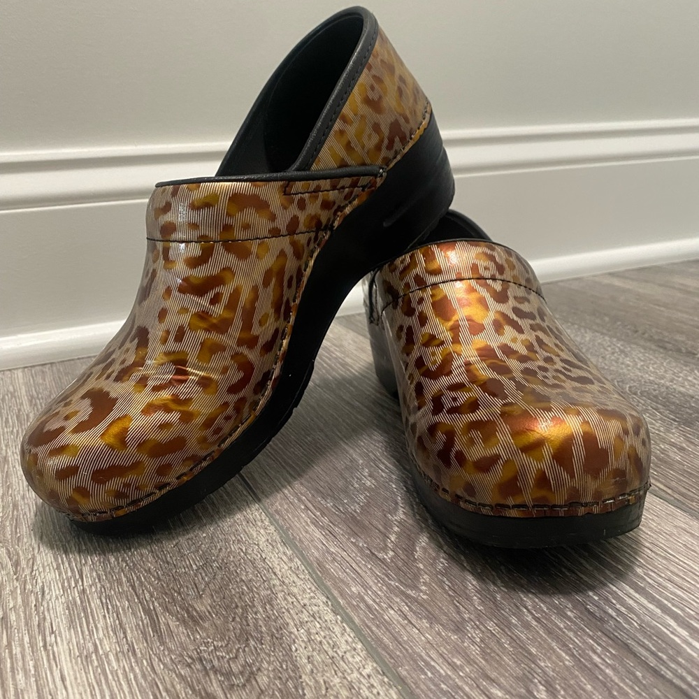 Sanita Clogs